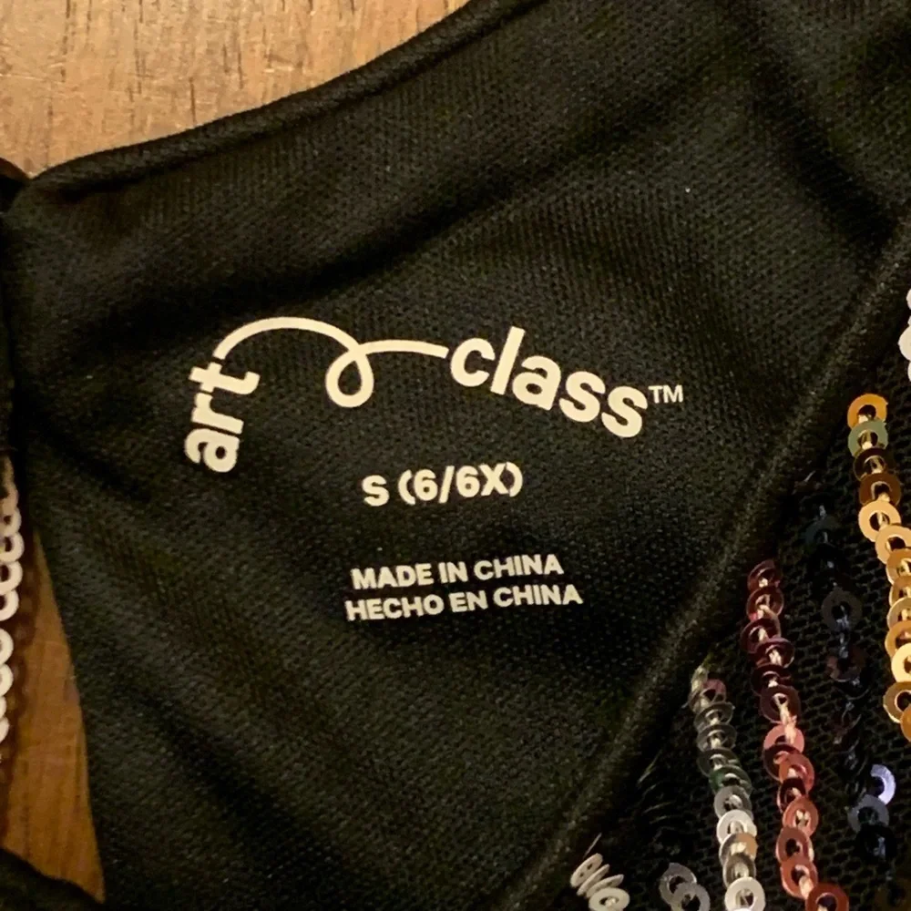 Art Class Small 6/ 6X Black and Gold Sequin Top with Stripes Lined Keyhole Back